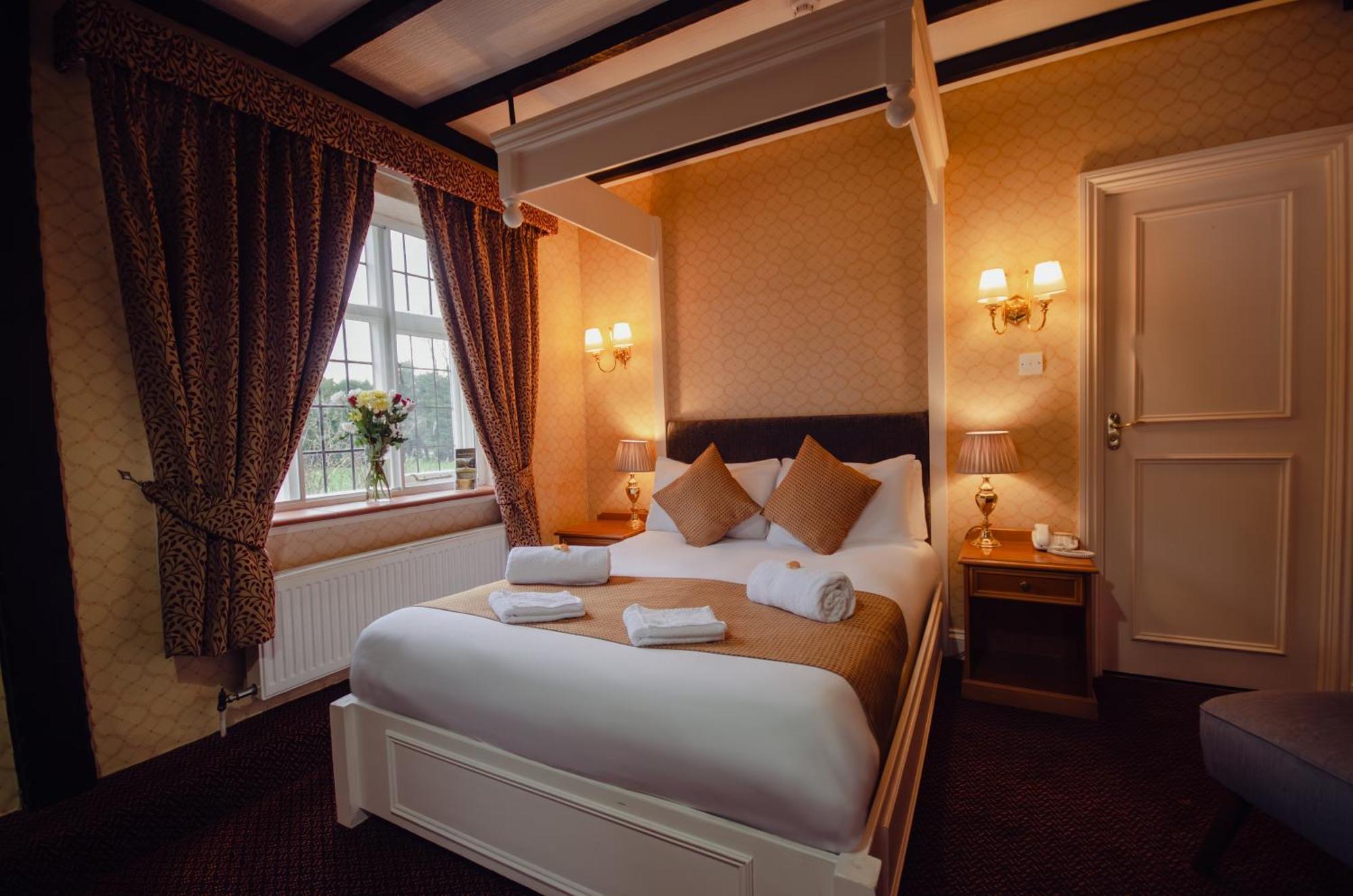 Howfield Manor Hotel Кэнтербари Экстерьер фото