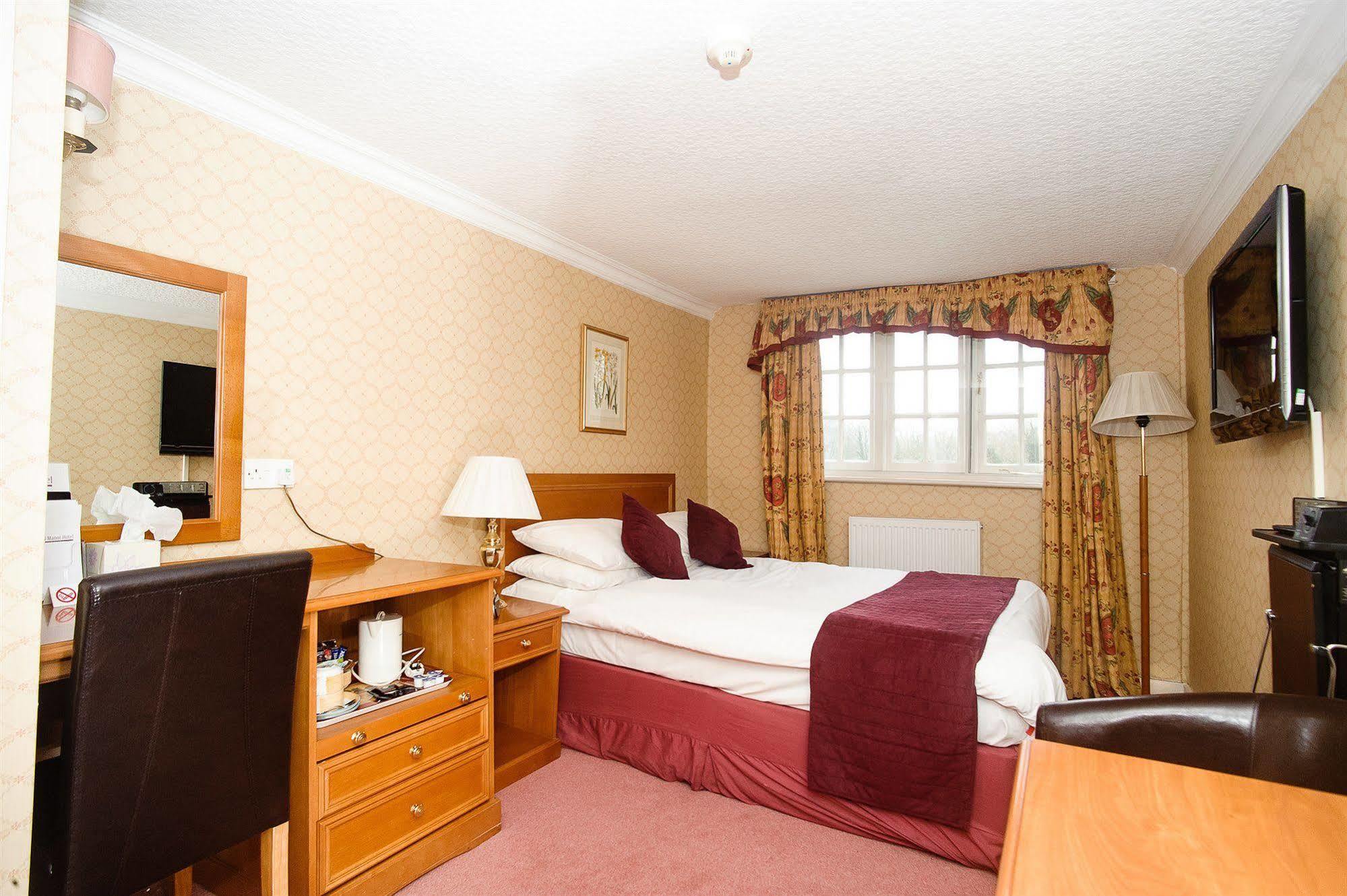 Howfield Manor Hotel Кэнтербари Экстерьер фото